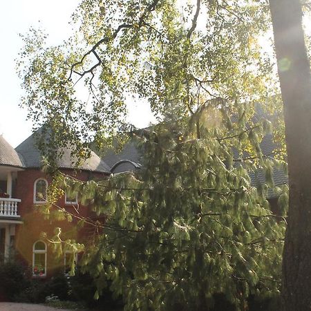 Hotel Und Restaurant Waldschloesschen 크리비츠 외부 사진