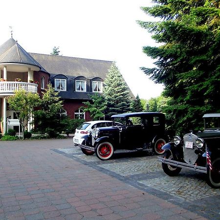 Hotel Und Restaurant Waldschloesschen 크리비츠 외부 사진