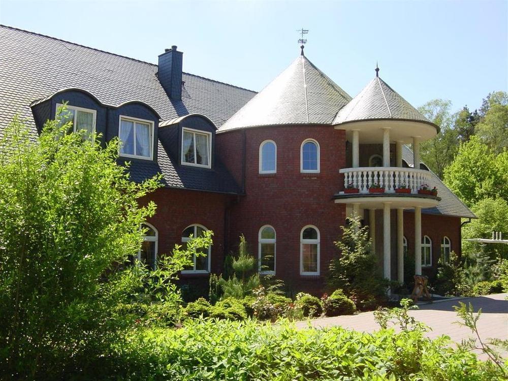 Hotel Und Restaurant Waldschloesschen 크리비츠 외부 사진